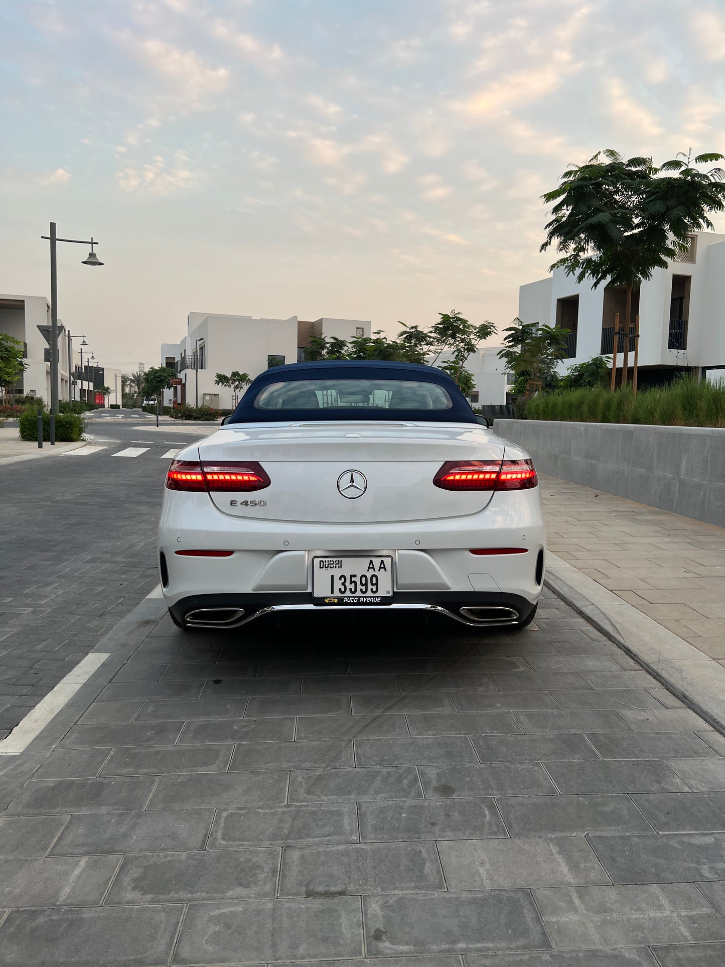 MERCEDES E450 CONVERTIBLE