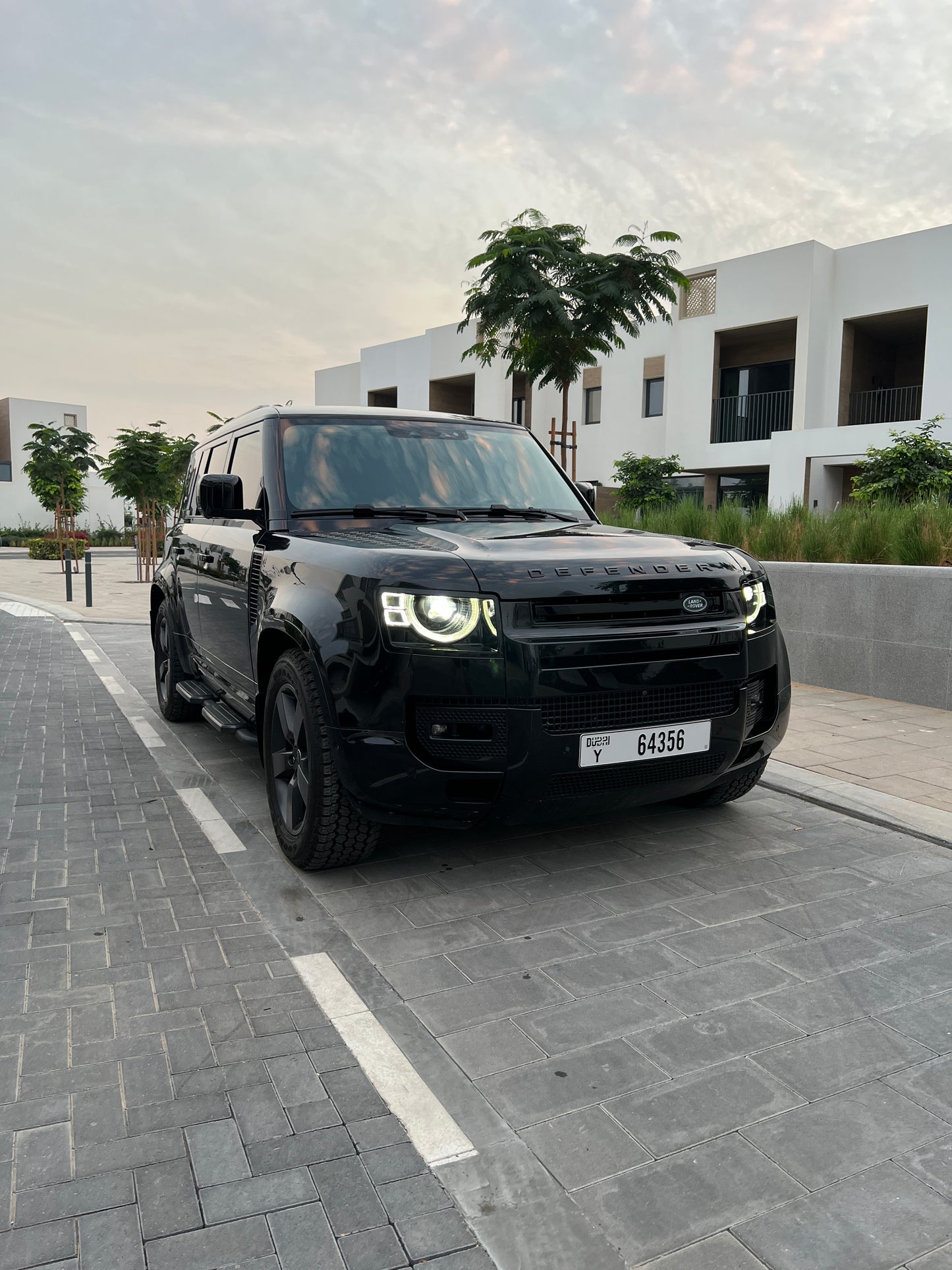 LAND ROVER DEFENDER 110