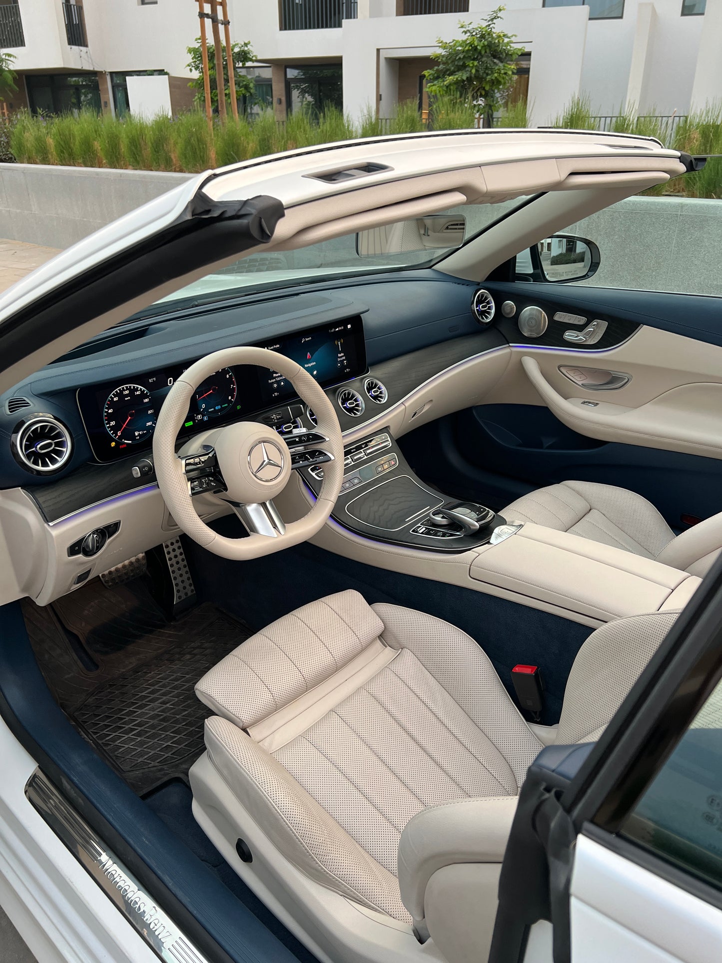 MERCEDES E450 CONVERTIBLE